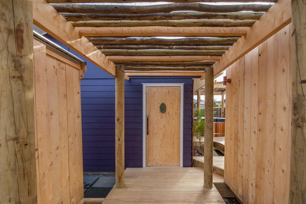 The Purple House - Ohakune Home With Spa Pool Eksteriør billede
